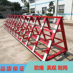�㶫ѧУ�ſڷ����ſ��ƶ�·�� ��ײ���������� �ɶ���