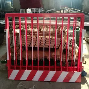 红色网片施工围栏@建筑安全隔离护栏批发@施工工地围挡价格