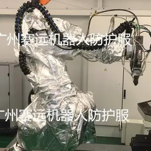 �����˺�ǹ�������������˷�������ҵ