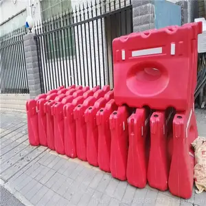 厂家现货直销深圳公路隔离墩水马交通水马道路水马围栏深圳导流水马隔离护栏