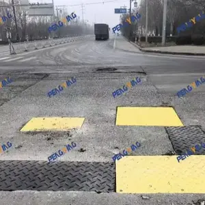鹏英高分子铺路垫板:市政道路抢修施工,快速找平路面高效解决方案