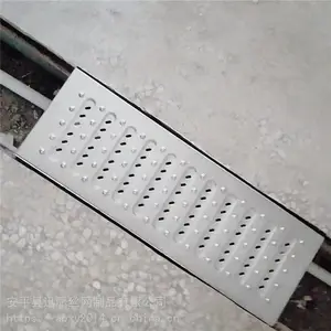 �Ͼ��г���ˮ���ǰ� ����ֳ����ع��� ѸӥʳƷ��304�ǰ�