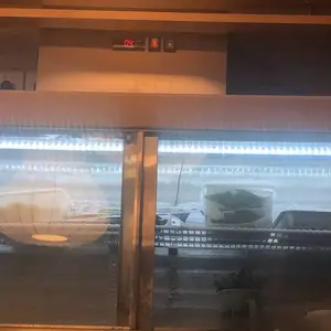 定制分体式挂墙冰箱 挂墙冷柜师傅上门怎么安装 佛山艾雪定制悬挂式冷藏冰箱