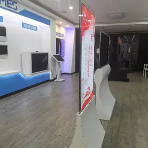 扬程55寸oled双面屏广告机_自发光显示技术_工业设计_广州生产供应商
