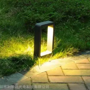 深圳草坪景观灯工厂 各种规格定制草坪灯 亚克力铝材开模