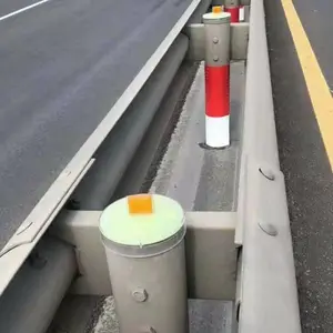 公路围栏自发光反光柱帽高速护栏防护帽圆形塑料轮廓标