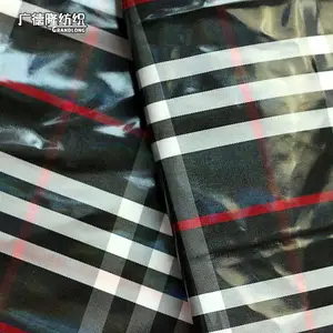 四季适用***黑白格纹亮面幻彩PU复合面料大衣外套半裙裤子背包鞋靴