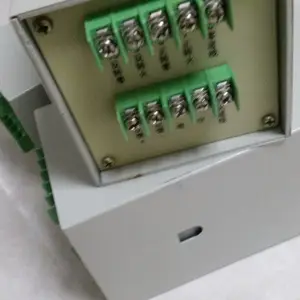 YBN-150轴向耐震精密压力表YTN-100,TKZM-10,TKZM-08智能脉冲控制仪