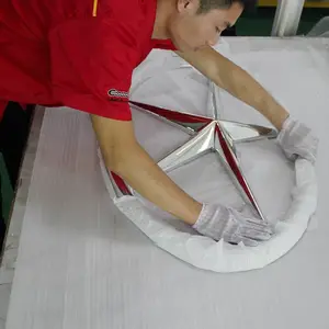 博邦车标加工,发光车标定制,车标吸塑压塑成型