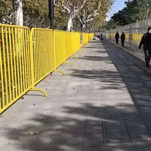 包运输黄色铁马护栏大型活动隔离栏杆租赁音乐节维护秩序防护栏