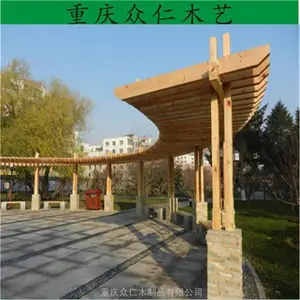 资中景区防腐木廊架 实木平台栏杆 菠萝格栅栏施工安装 众仁木艺