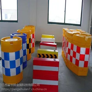 深圳厂家防撞桶 水马 塑料围挡 供应