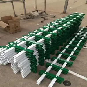 公园防护栏杆 景观护栏网 镀锌管防护网图片