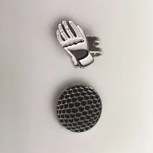 ��ɫ���״���ñ�У������ϼ��ӣ��ҿ�����Ƶ�ñ�г�