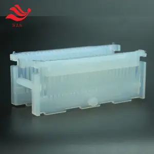 ��ѧ���ʴ�̹�����PFA���ۺ��͸�ʴ������Ƭ��ϻ���Ƭ��������ؾ�