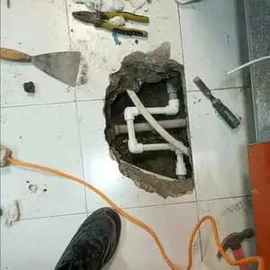 太原桃园北路维修暖气水管漏水、改独立下水管道、更换阀门水表