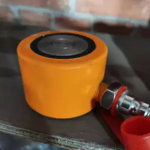 63MPA��ѹ�ֶ�����ʽҺѹǧ�ﶥ�Ϻ�Һѹ���߳�����5T���ͷ���ʽҺѹǧ�ﶥRCS-5