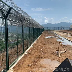 机场防护围栏网 机场安全滚笼防护网 机场刀刺防护网片