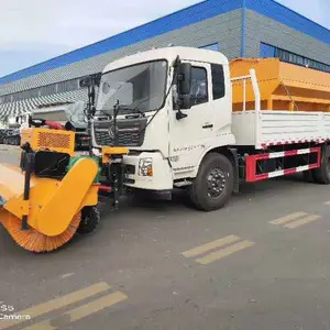 高速路汕德卡除雪车2.5米除雪辊视频