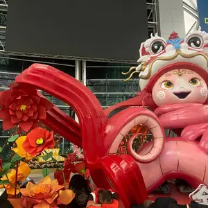 国潮风舞狮蛇造型美陈泡沫道具 商场机场春节主题美陈装饰雕塑定制