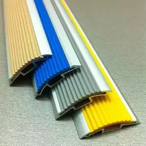 楼梯专用防滑PVC胶地板楼梯防滑压条抗压整体踏步无缝焊线厂