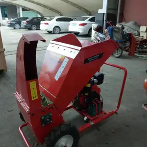 厂家直销园林树枝粉碎机 小型汽油枝条碎枝机