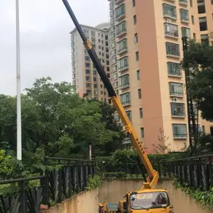 德宏高空作业车租赁 广告外景的高空拍摄 高空安装广告牌