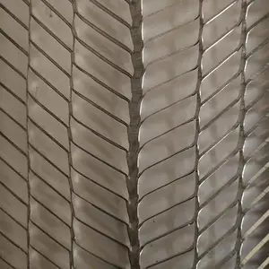 厂家直销7勾6孔建筑用有筋扩张网