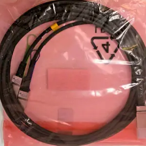 00MJ162 0.6M SFF-8088��SFF-8644 V3700 V5000 BJWY�洢��