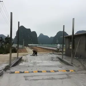 广西养鸡场门口车辆喷雾消毒通道案例分享