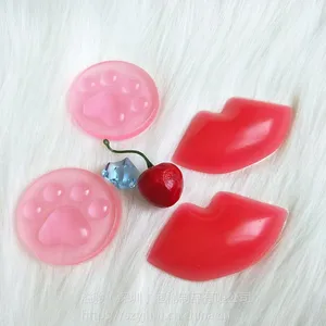 溢骏直销环保硅胶异型粉扑平面3D嘴唇美妆蛋不吸粉易洗1.2g柔软舒适服帖Q弹