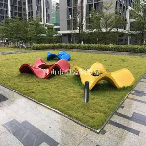 深圳小区公园装饰喷漆不锈钢坐凳雕塑厂家报价