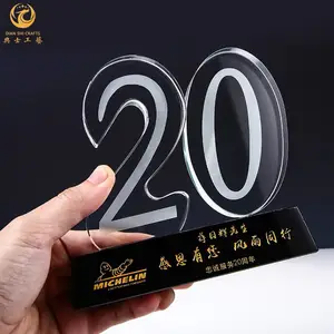 20����ͬѧ�ۻ����Ʒ����ҵ��ʮ������Ʒ�����������ڼ�