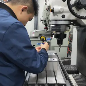 工厂实拍坐标磨 坐标磨加工 医疗模具加工 Moore坐标磨 圆度精度0.001mm