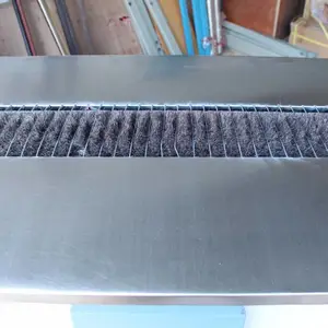上海贝龙全自动刷毛机 各类面料吸毛机 多功能羊毛衫毛衣围巾玩具扫毛机厂家直销