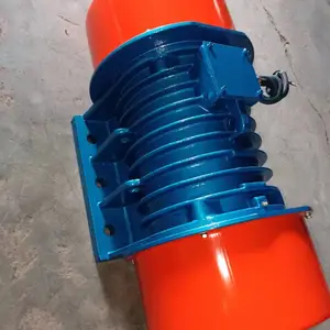 厂家销售各种型号振动电机,XVM-30-6振动电机,筛分设备用电机。
