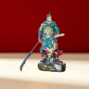 忠义千秋,威仪尽显彩绘关公铜摆件