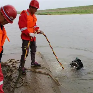 大型船舶海蛎子水下清洗服务--专业蛙人水下清洗