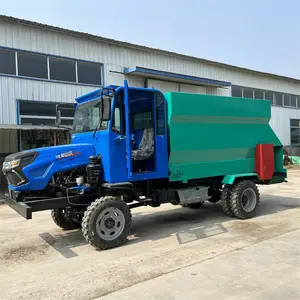 青储饲草四轮抛料车 多种底盘柴油撒料车 出料干净搅撒一体车