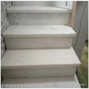 广西白色大理石楼梯踏步装修效果图