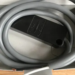 FUJI��ʿ�ӽ�����PE-B4D 50MA ����24V���Ӵ�����2M PE-B4DB