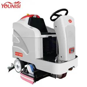 ����˹U800R�綯��ʻʽϴ�ػ� ��������ϴɨһ��� ϴ��ɨ������