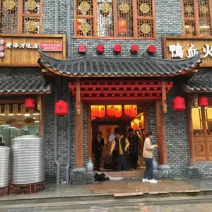 中式火锅店实木花窗 实木花格卡座隔断 仿古门窗厂家定制