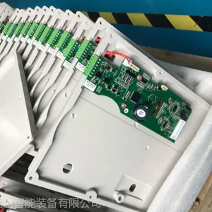 面盖锁螺丝设备/多轴螺丝机_铭创