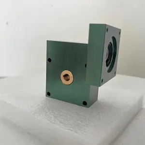VRV030减速机可适用于激光跟踪器,微型回转器等,体积小巧