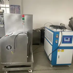 ����������е��΢�������ʽĥ�ۻ��������ҩ�ĵ����Ʊڴ����С���豸