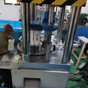 供应浙江压缩袜子机 一次性洗脸毛巾设备 旅行便携式浴巾制造机器