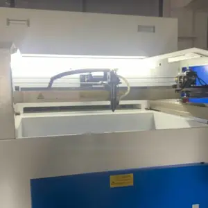多余水口去除 塑料塑胶模具 注塑水口件专用激光切割设备供应 可搭配机械手