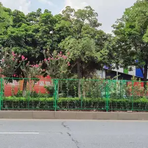 供应广东公路护栏网马路防穿越围网边框护栏网生产安装