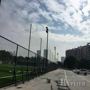 广州东莞直销足球场护栏网篮球场安全防护网 体育场围网